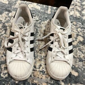 Adidas superstar